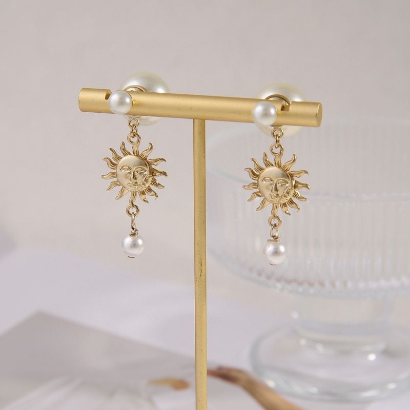 Christian Dior Earrings